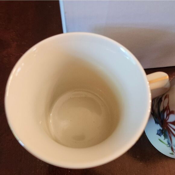 NWT Lenox Set Of Two "Winter Birds"  Porcelain Mugs w/24K Gold Trim Ret. $156 - Picture 4 of 11